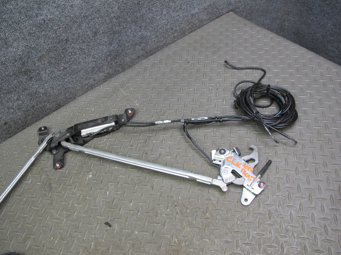 05-11 Mercedes R171 SLK TOP Roof Hydraulic Linkage w Cable & Lock Latch Set OEM