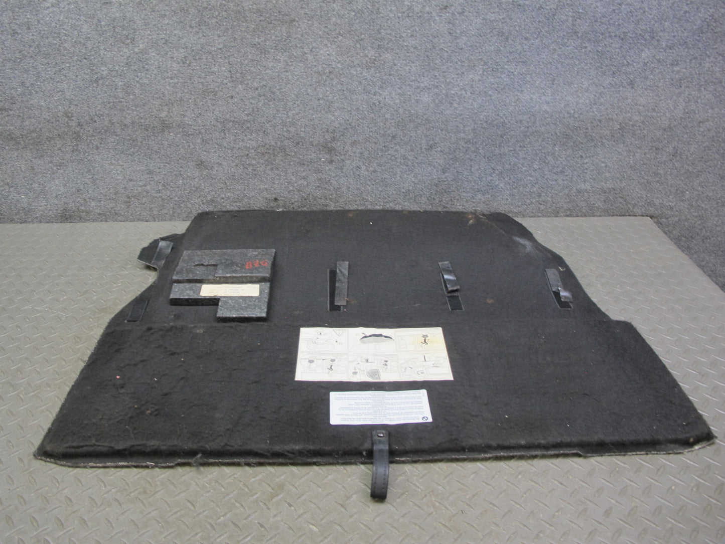 96-02 BMW E36/7 Z3 Roadster Rear Trunk Floor MAT Carpet Cover Gray 8399299 OEM