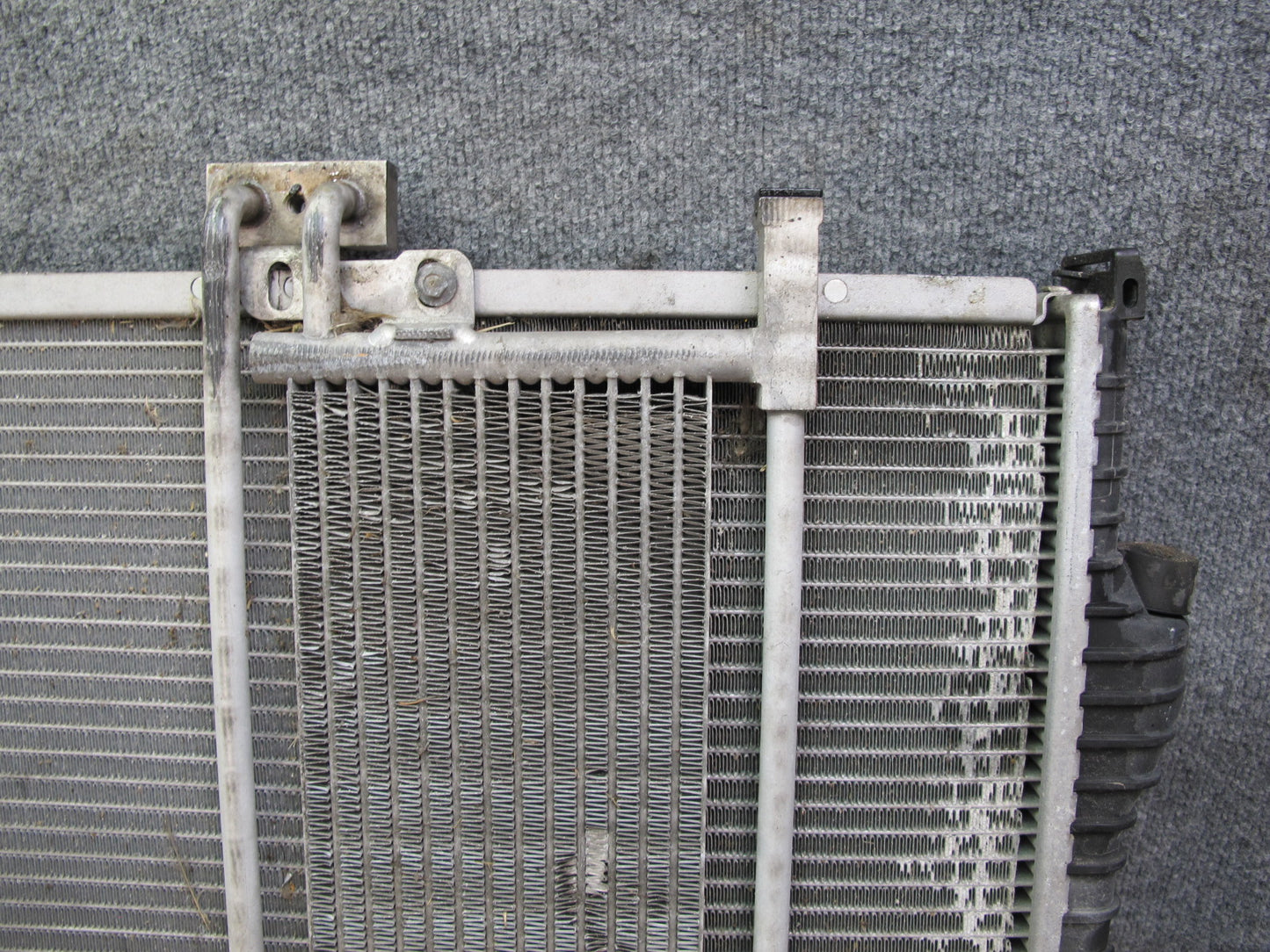 97-98 BMW E36/7 Z3 M52 Engine Cooling Radiator w A/T Transmission Oil Cooler OEM
