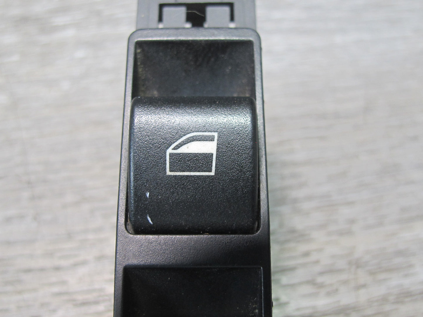 01-06 BMW E46 3-SERIES Convertible Left Master Power Window Switch 6902183 OEM