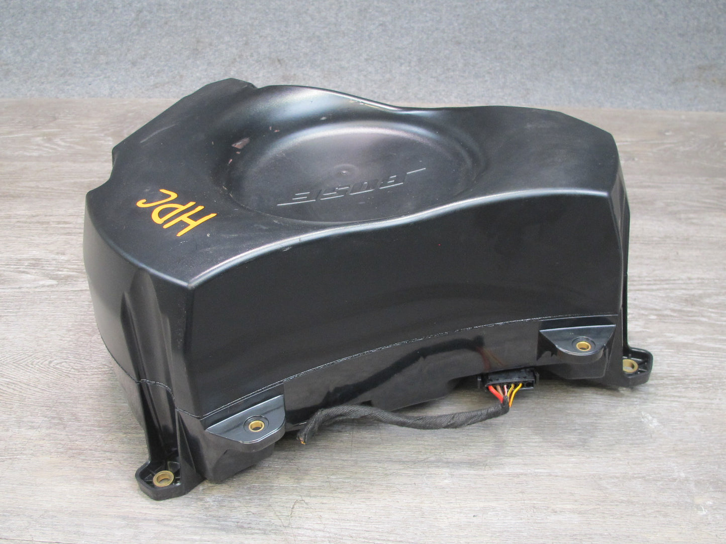 2011-2018 Porsche Cayenne 958 Bose Rear Subwoofer Speaker Box Assembly