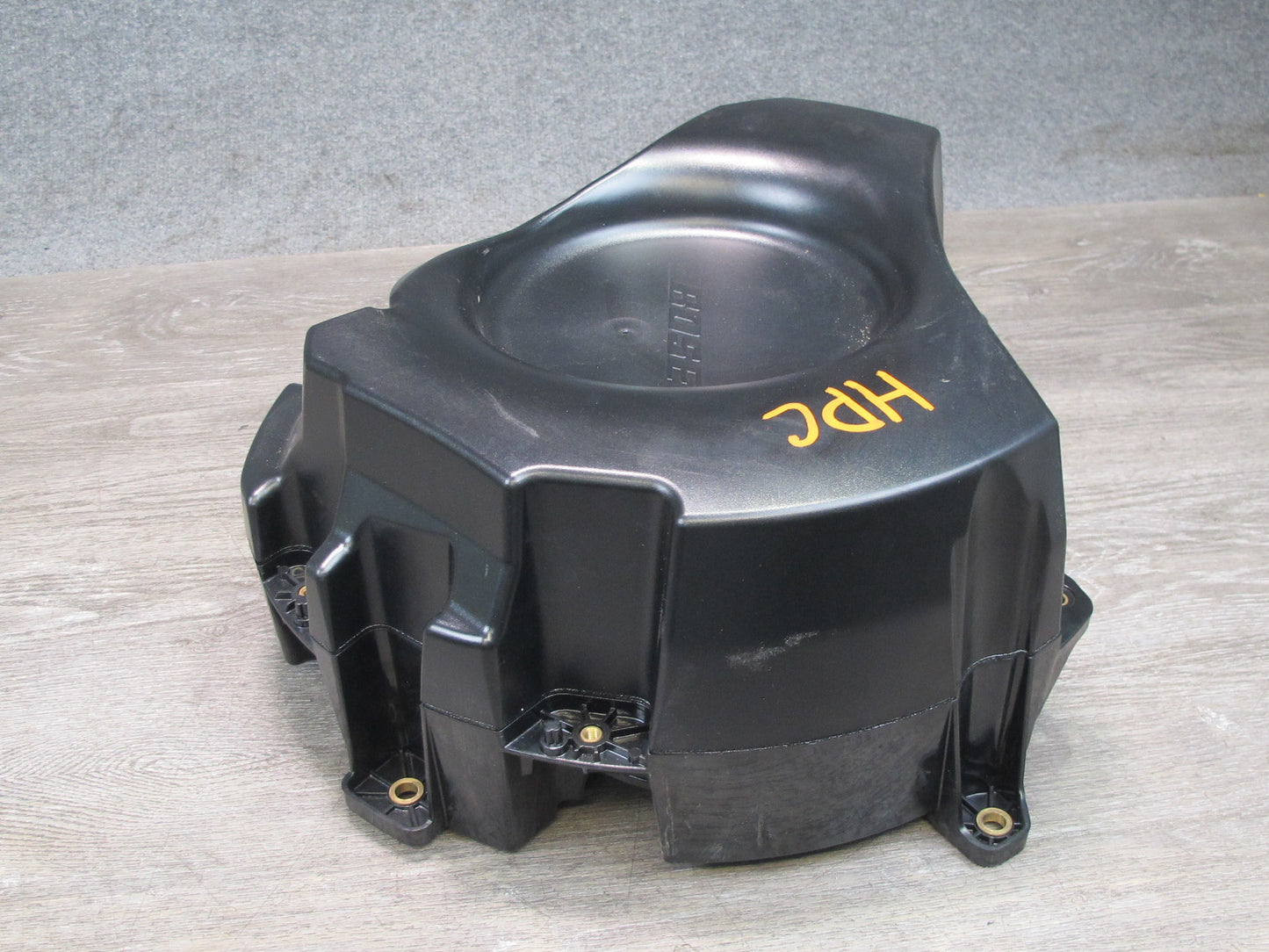 2011-2018 Porsche Cayenne 958 Bose Rear Subwoofer Speaker Box Assembly