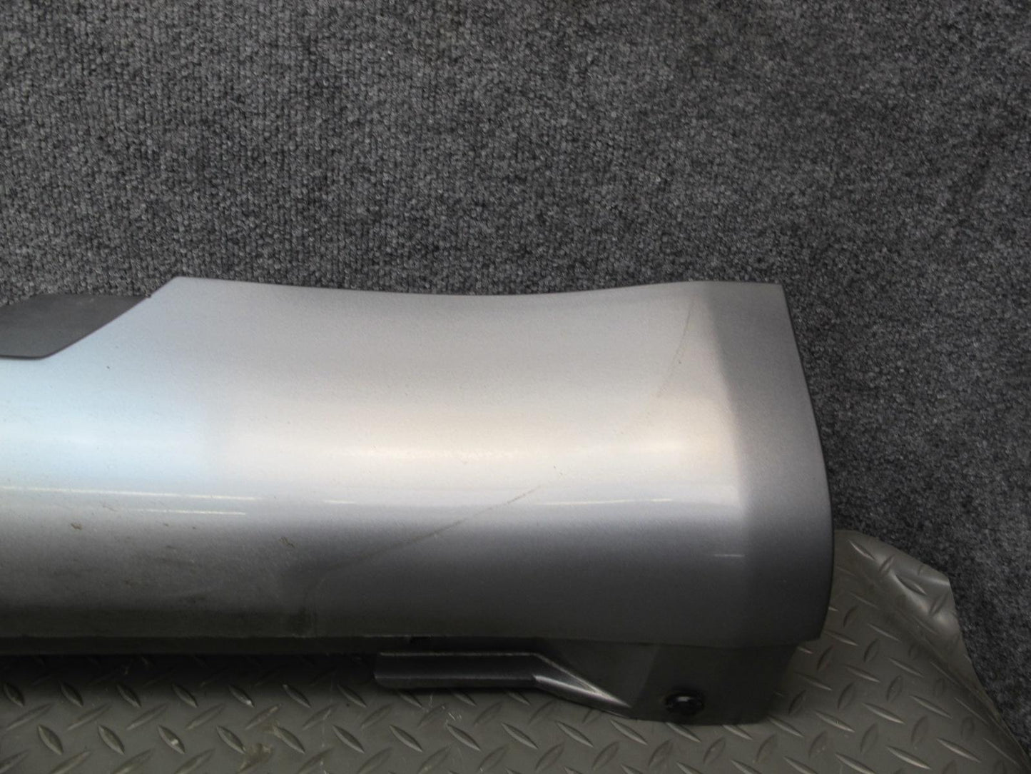 04-06 Nissan 350Z Z33 Conv Right & Left Side Skirt Rocker Panel Molding Set OEM