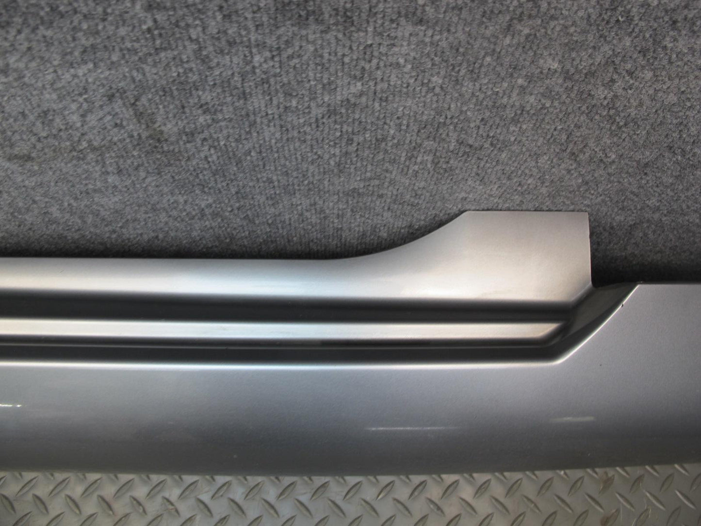 04-06 Nissan 350Z Z33 Conv Right & Left Side Skirt Rocker Panel Molding Set OEM