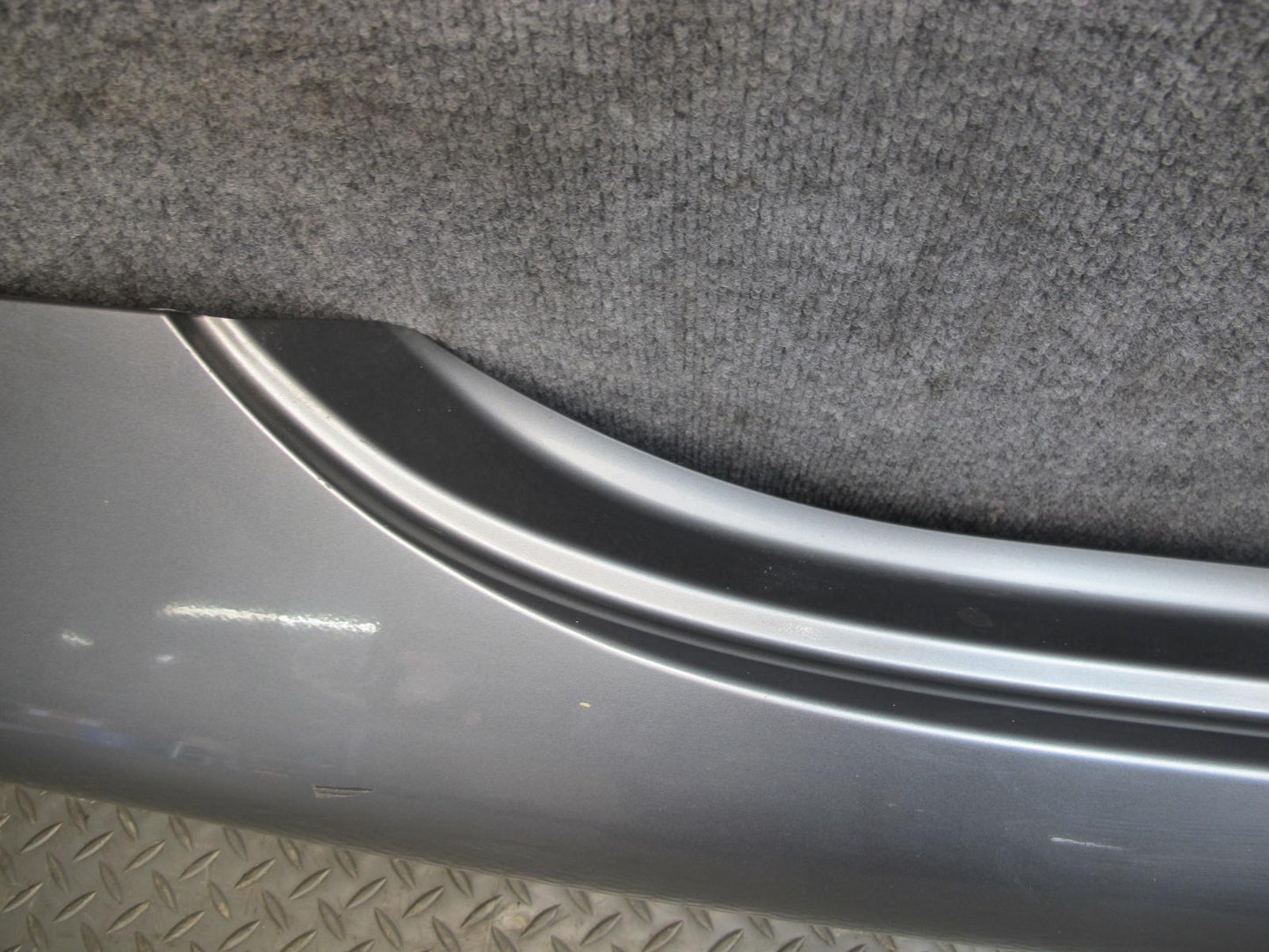 04-06 Nissan 350Z Z33 Conv Right & Left Side Skirt Rocker Panel Molding Set OEM