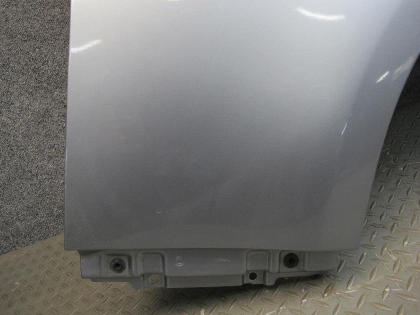 03-06 Nissan 350Z Z33 Front Right Fender Shell Panel Cover Silver OEM
