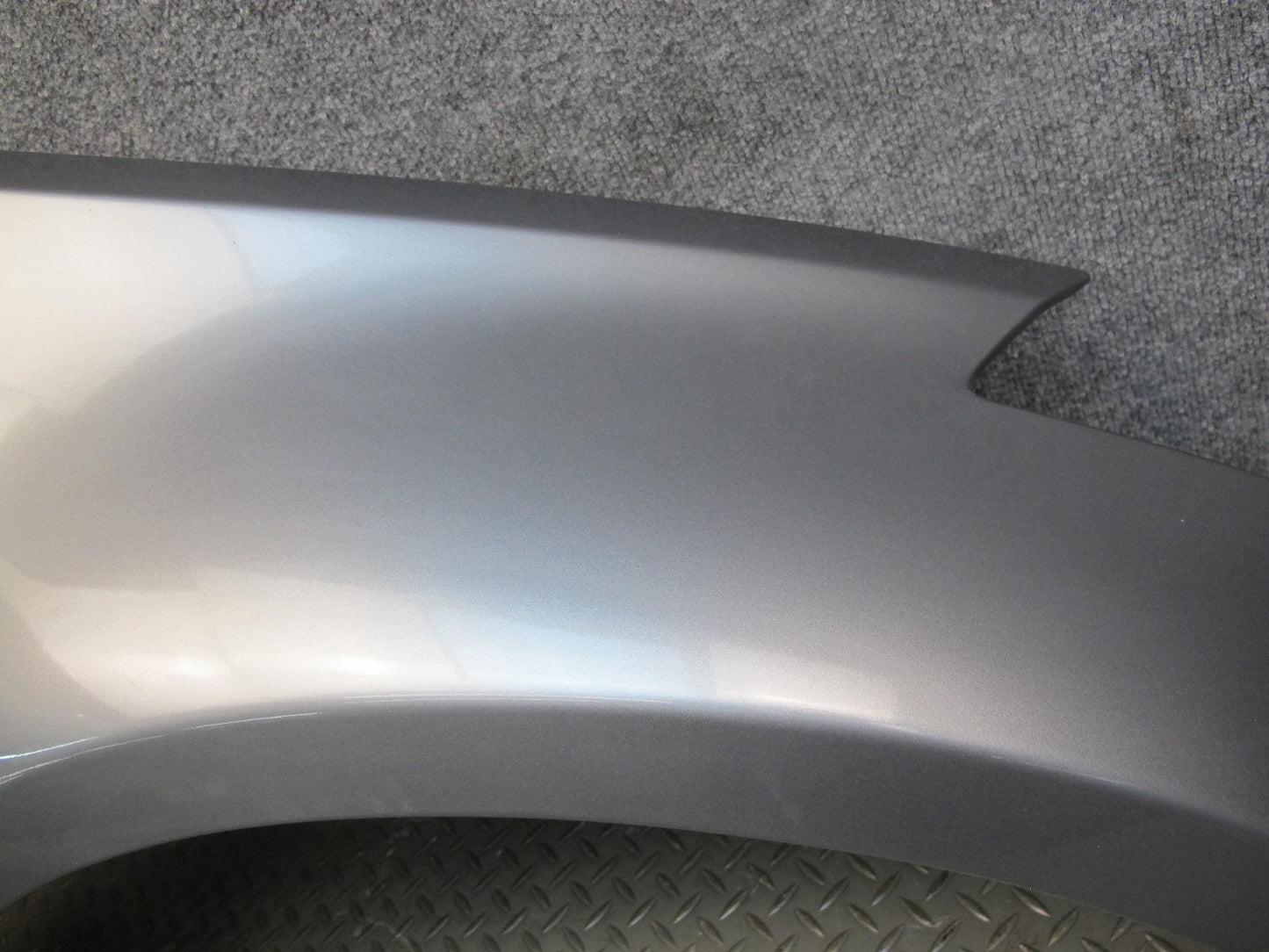 03-06 Nissan 350Z Z33 Front Right Fender Shell Panel Cover Silver OEM