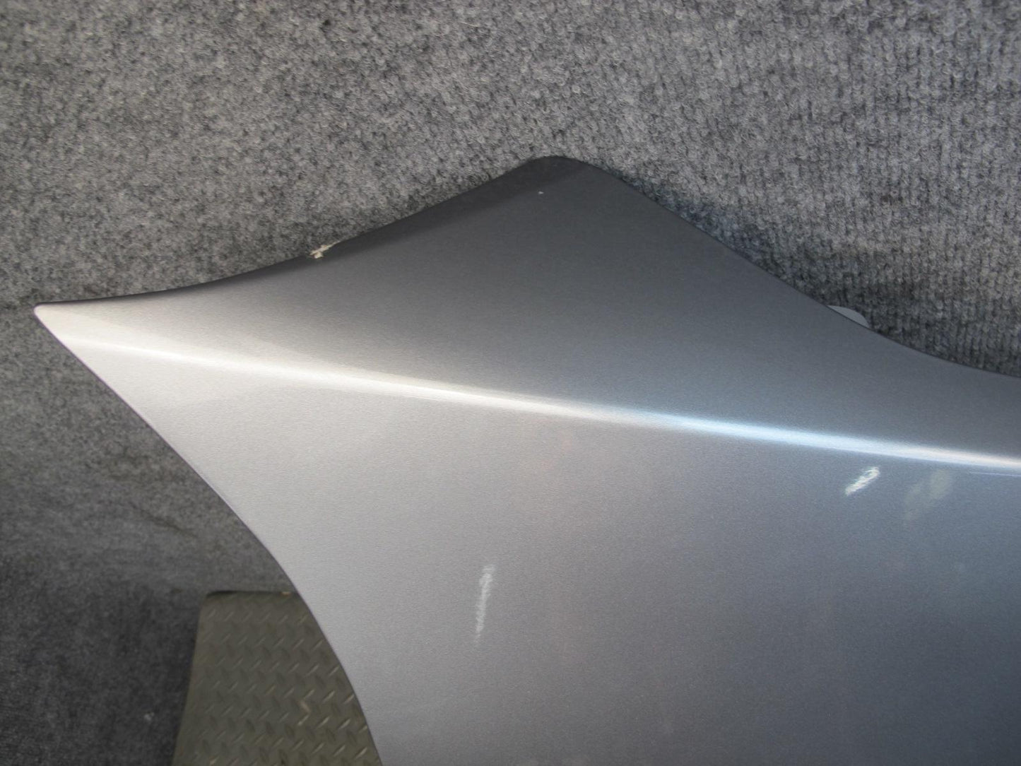 03-06 Nissan 350Z Z33 Front Right Fender Shell Panel Cover Silver OEM