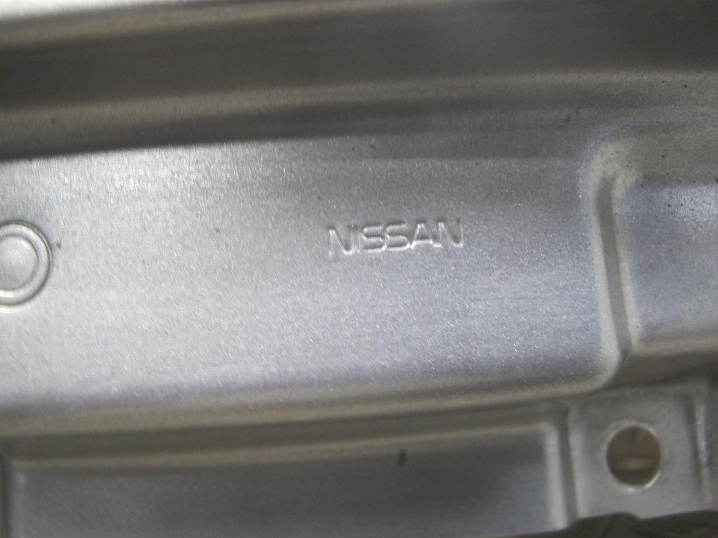 03-06 Nissan 350Z Z33 Front Right Fender Shell Panel Cover Silver OEM