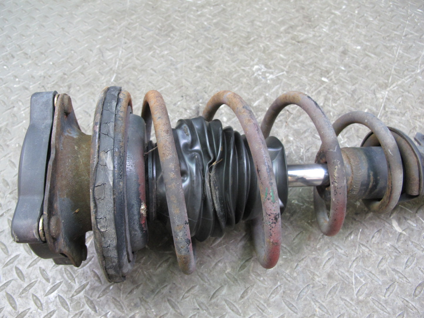 88-91 Mazda RX7 FC3S Convertible Front Left & Right Strut Shock Absorber Set OEM