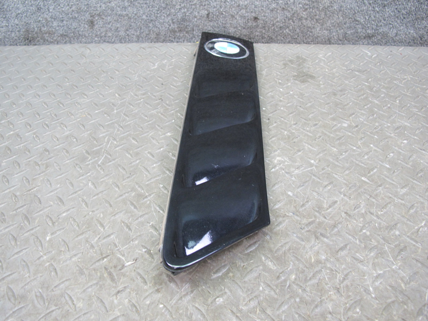 96-02 BMW E36/7 Z3 Set of 2 Front Right & Left Fender Vent Trim Cover Black OEM