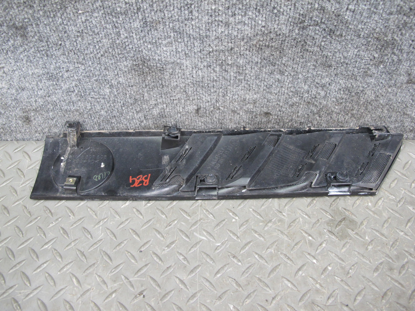 96-02 BMW E36/7 Z3 Set of 2 Front Right & Left Fender Vent Trim Cover Black OEM