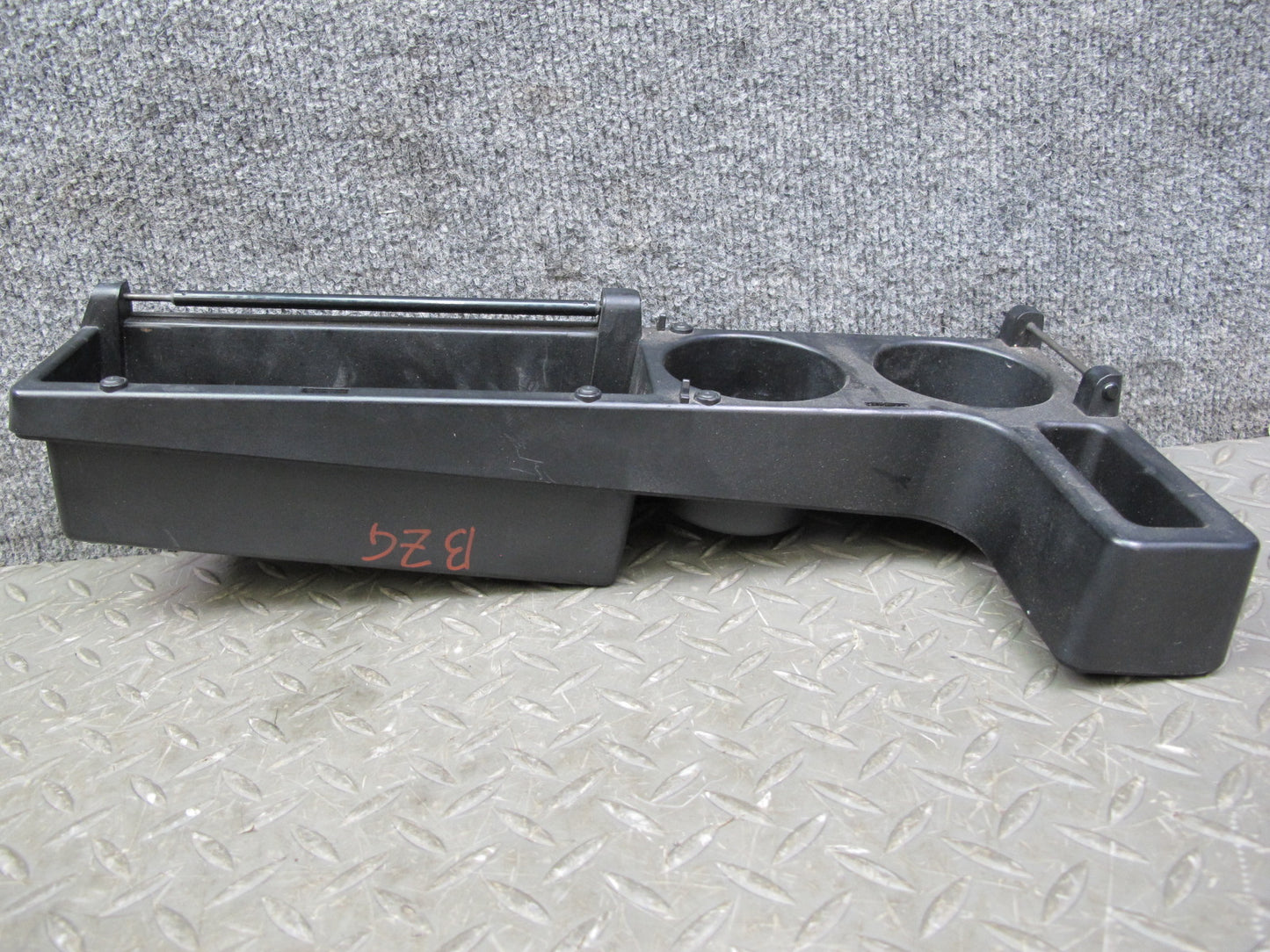 96-02 BMW E36/7 Z3 Center Console Armrest CUP Holder w Valet Insert 1469516 OEM