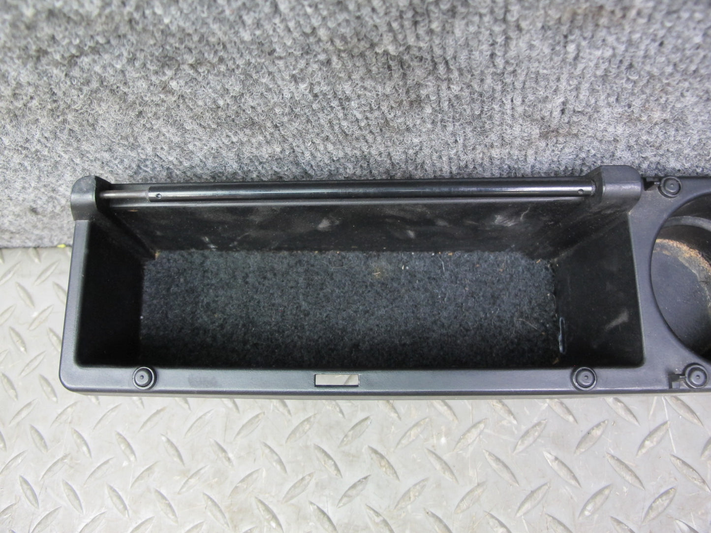 96-02 BMW E36/7 Z3 Center Console Armrest CUP Holder w Valet Insert 1469516 OEM