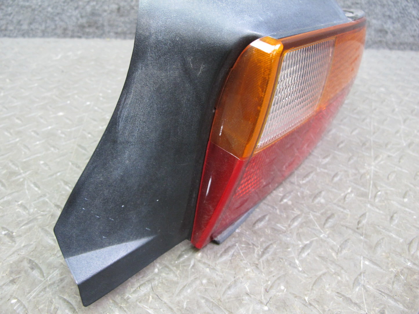 96-99 BMW E36/7 Z3 Roadster Rear Right Tail Light Lamp w Bulb Cover Assembly OEM
