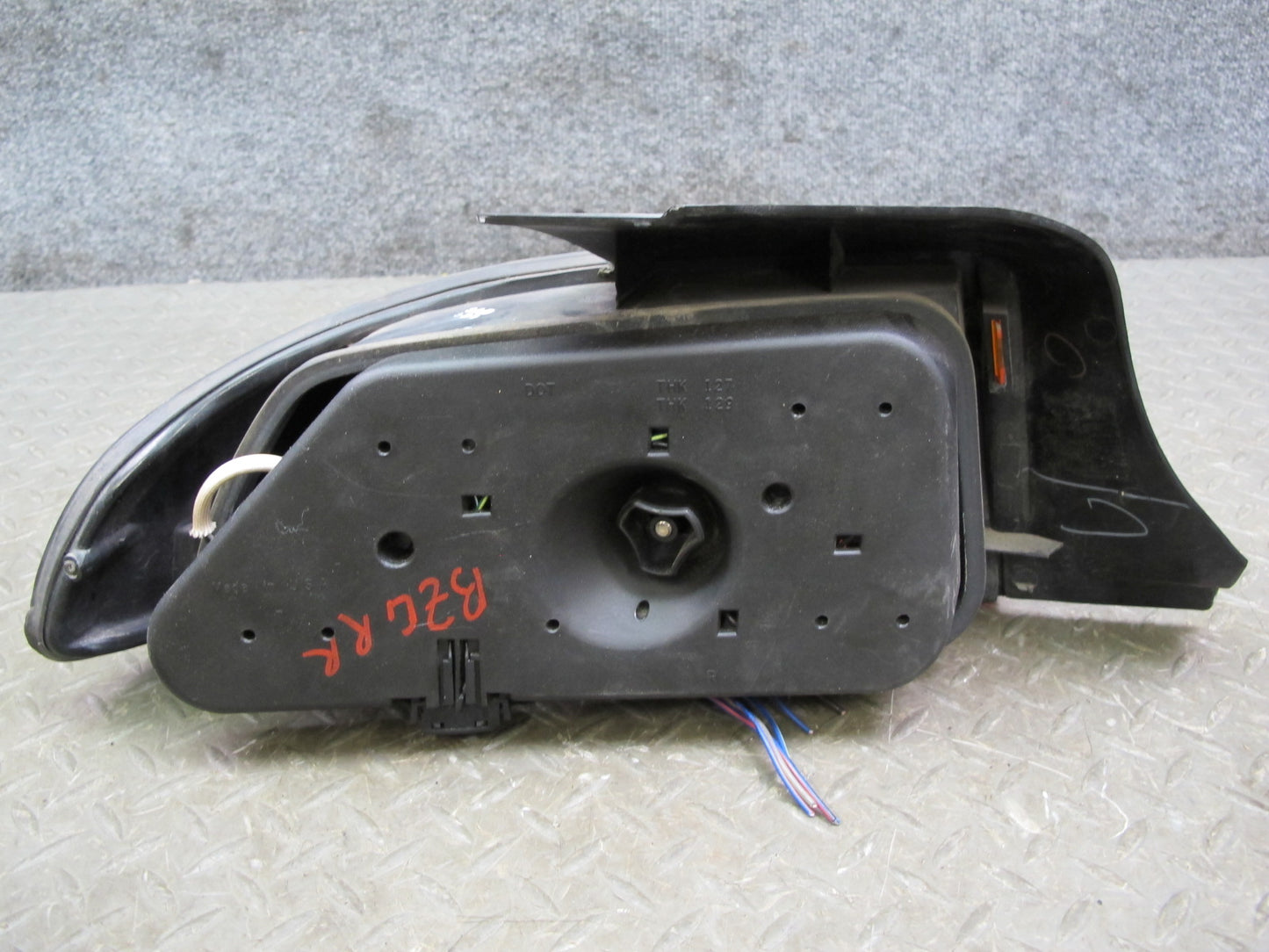 96-99 BMW E36/7 Z3 Roadster Rear Right Tail Light Lamp w Bulb Cover Assembly OEM