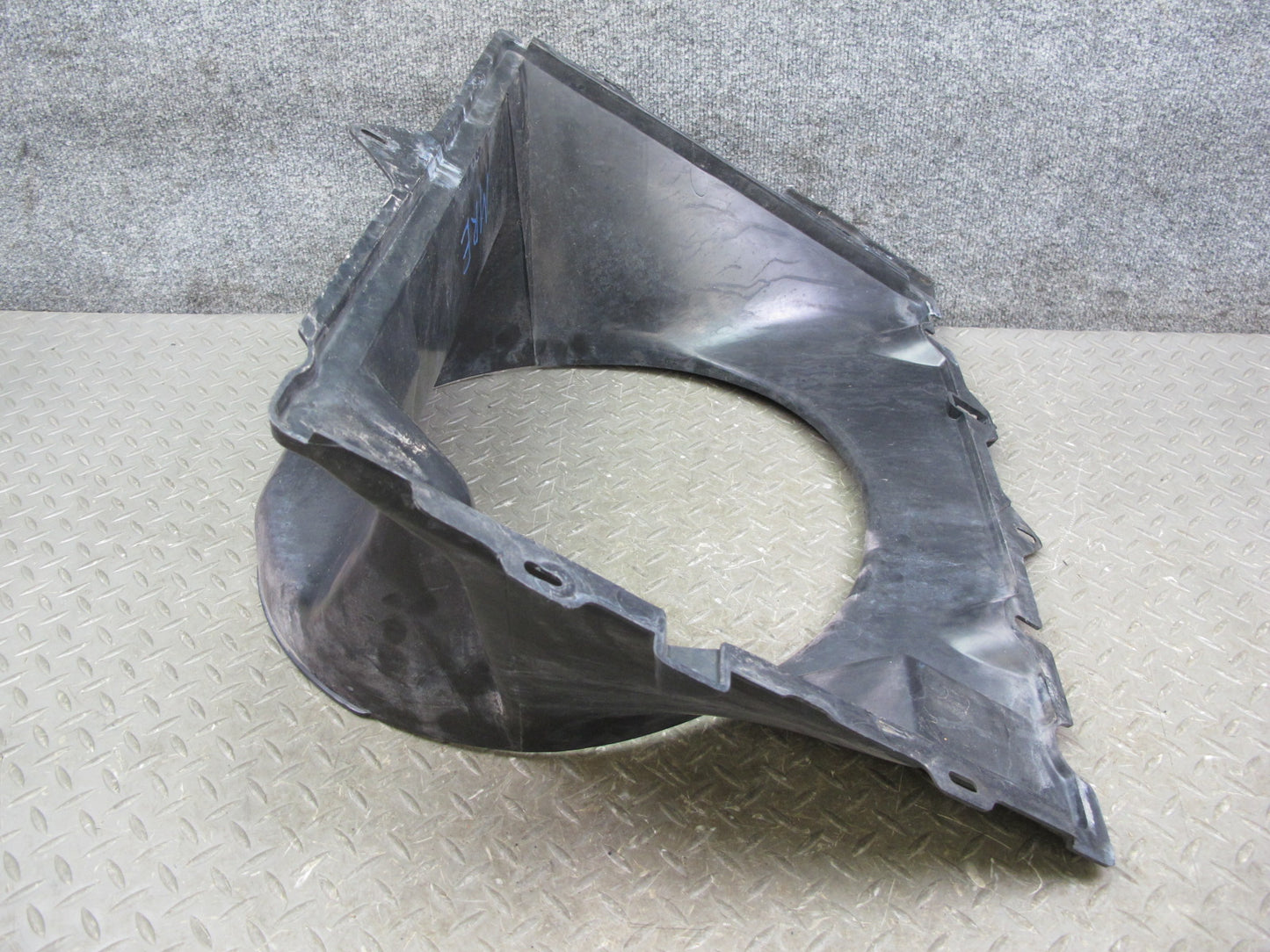 86-91 Mazda RX7 FC3S Engine Cooling Radiator Fan Shroud OEM
