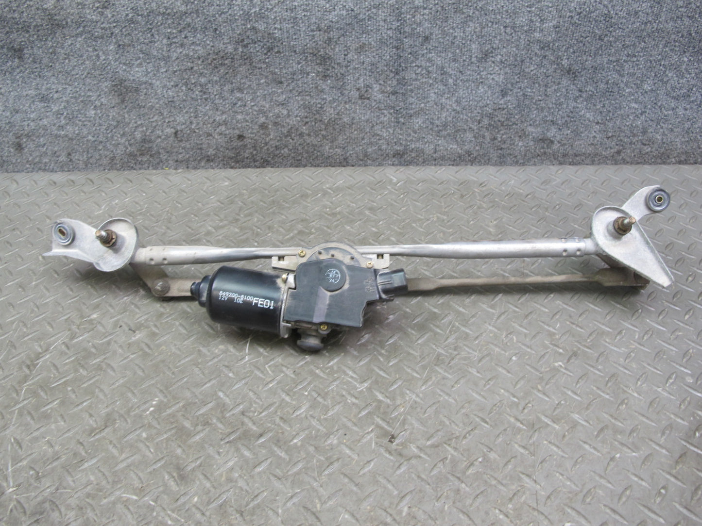 04-08 Mazda RX8 Front Windshield Wiper Motor W/ Linkage OEM