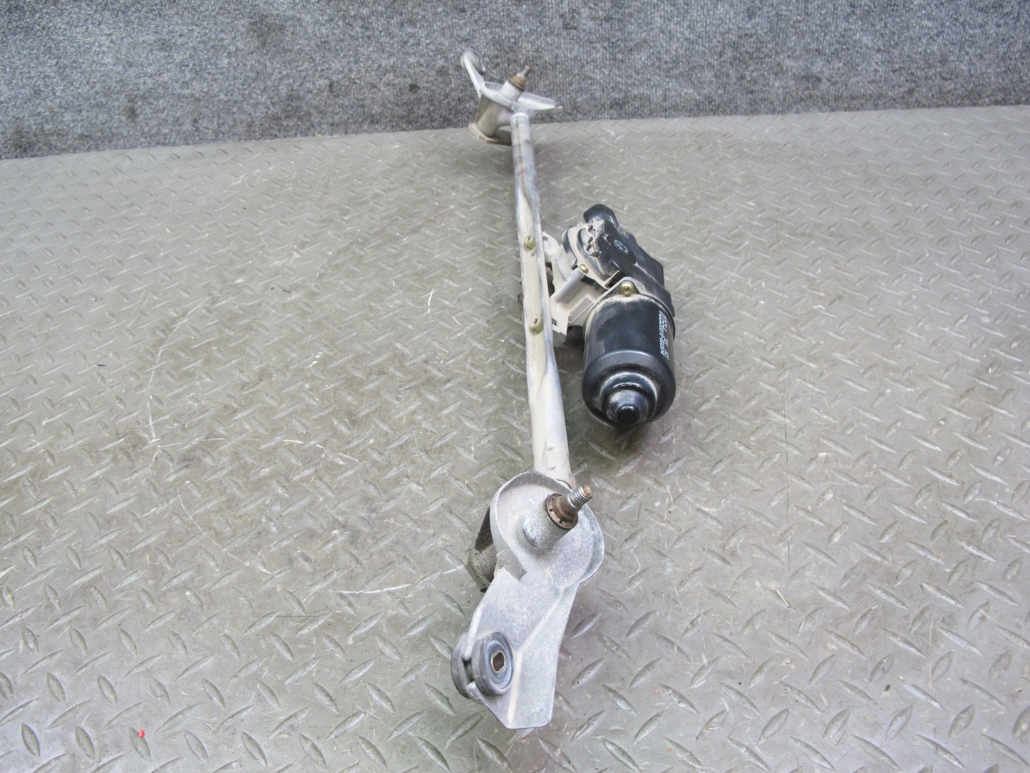 04-08 Mazda RX8 Front Windshield Wiper Motor W/ Linkage OEM