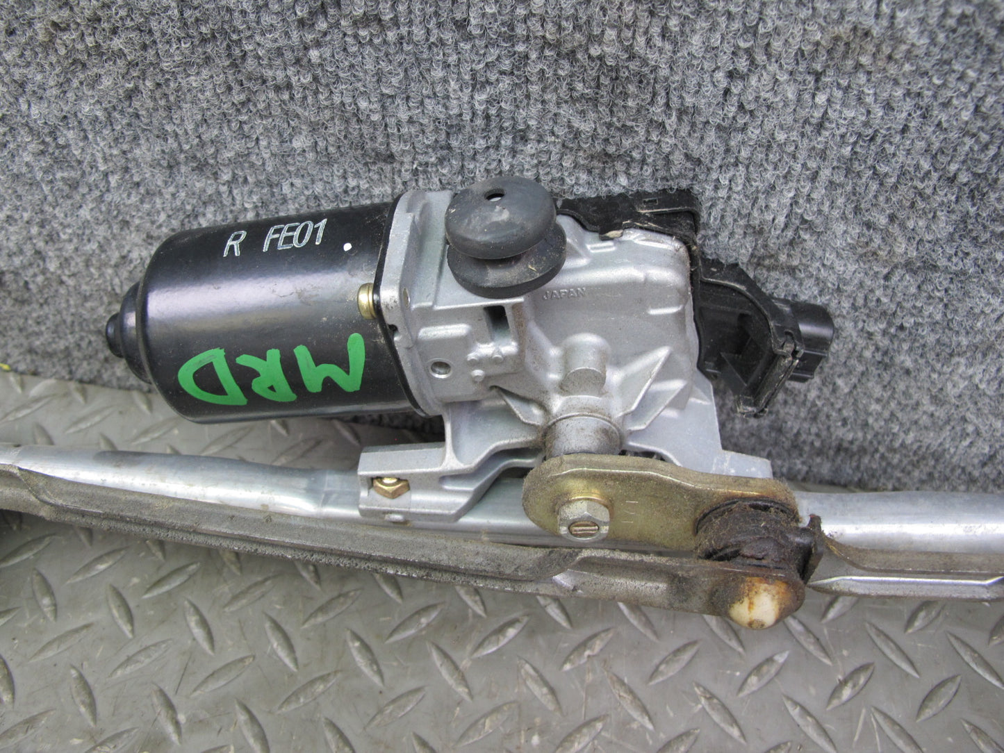 04-08 Mazda RX8 Front Windshield Wiper Motor W/ Linkage OEM