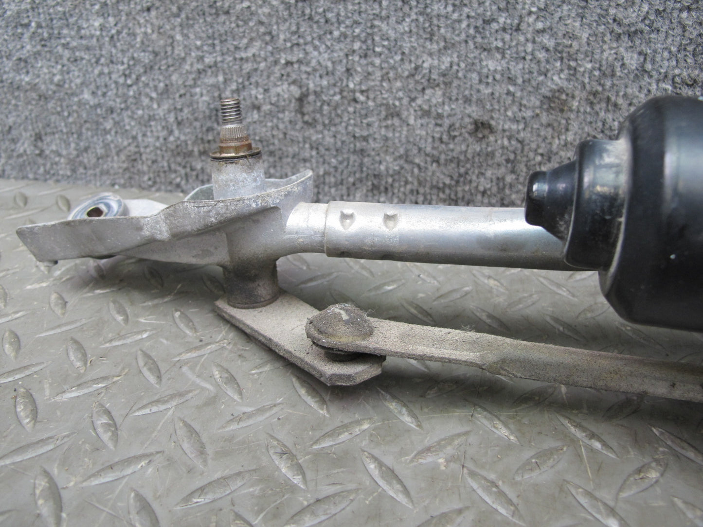 04-08 Mazda RX8 Front Windshield Wiper Motor W/ Linkage OEM