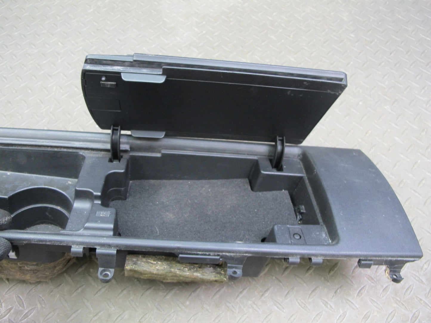 04-08 Mazda RX8 Front Floor Center Console CUP Holder Black OEM