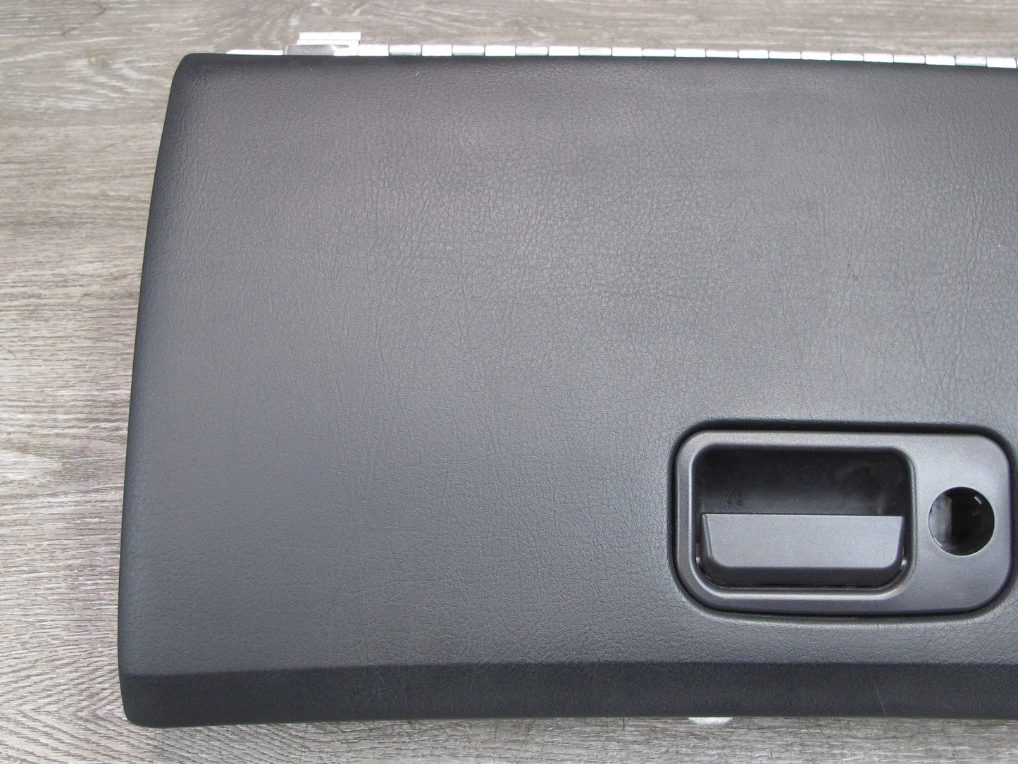 02-05 Ford Thunderbird Right Dashboard Dash Glove Box Assembly Black OEM