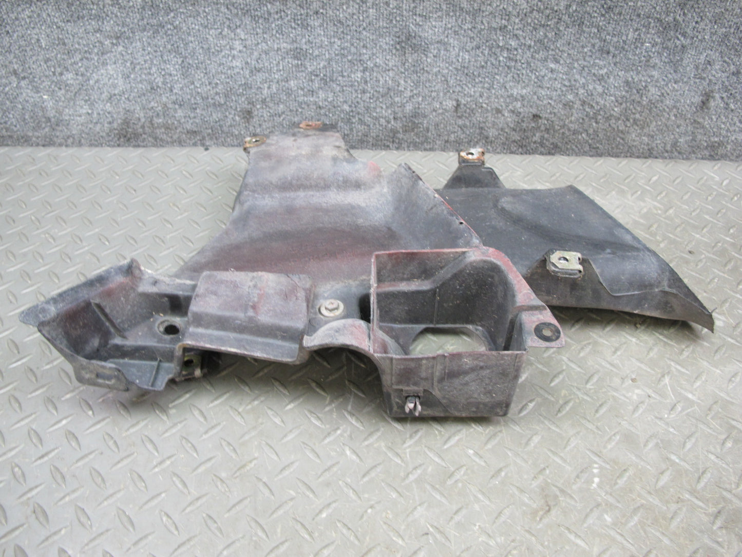 86-88 Mazda RX7 FC3S Front Right Fender Liner w Brake Air Vent Duct Set OEM
