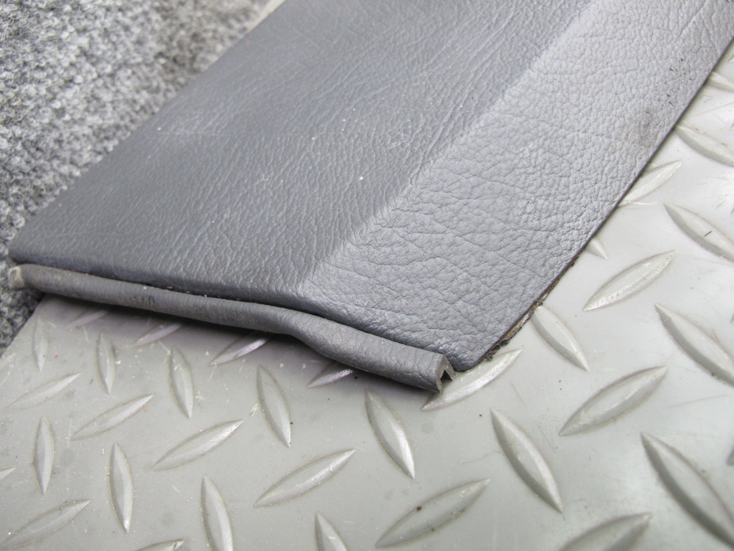 86-88 Mazda RX7 FC3S Dashboard Dash Upper Air Vent Trim Cover Panel Gray OEM