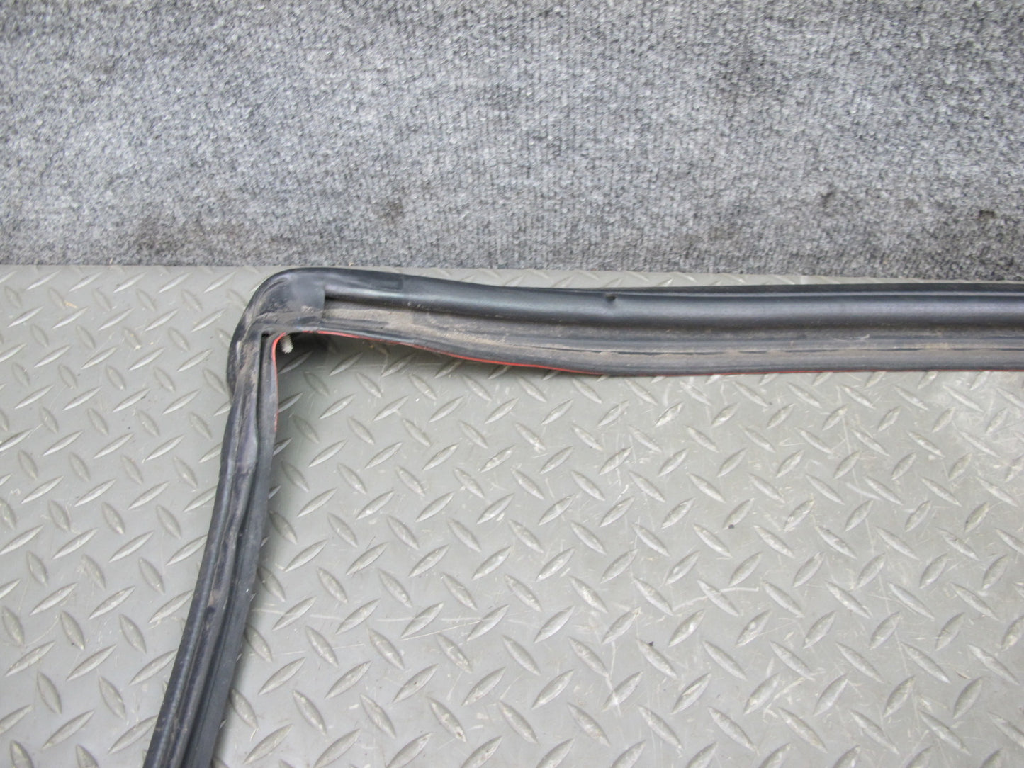 88-91 Mazda RX7 Convertible Windshield B Pillar Rear Roof Weatherstrip Seal Set