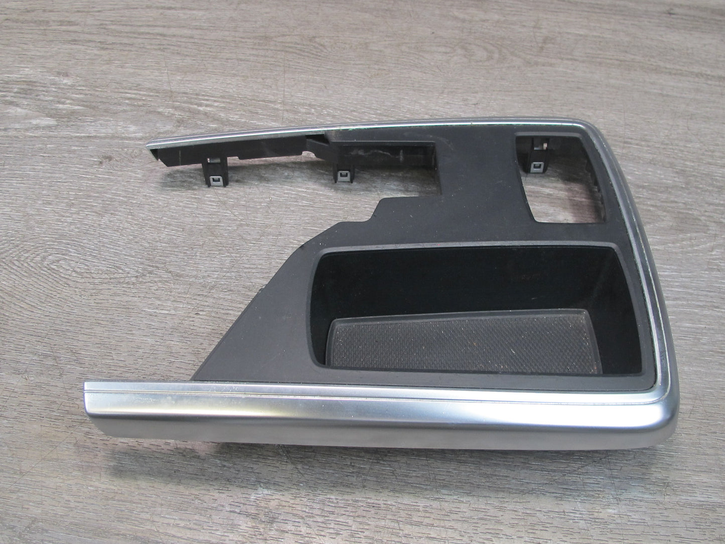 2012-2015 Mercedes W166 Front Center Console Storage Trim Cover Panel 16930748