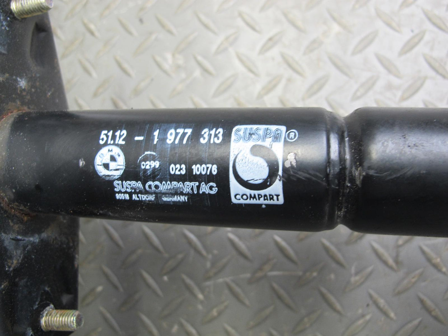 94-99 BMW E36 3-SERIES Rear Bumper Impact Reinforcement Bar w Shocks OEM