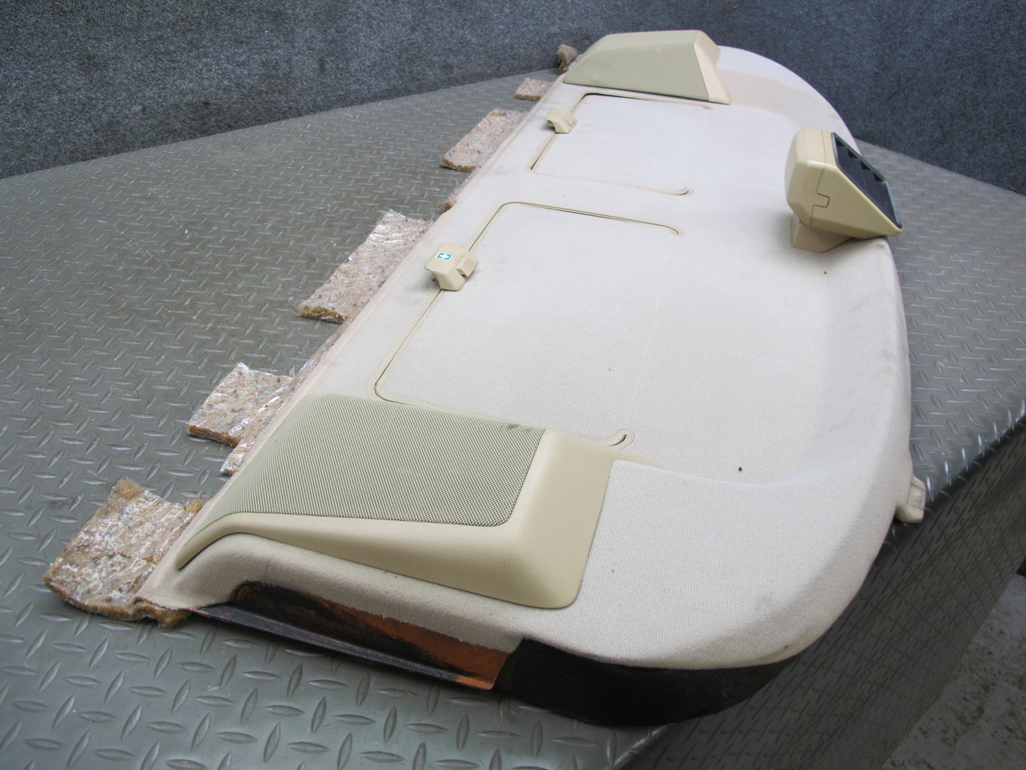 86-91 Mercedes W126 Rear Parcel Shelf Compartment Storage Panel w Brake Light