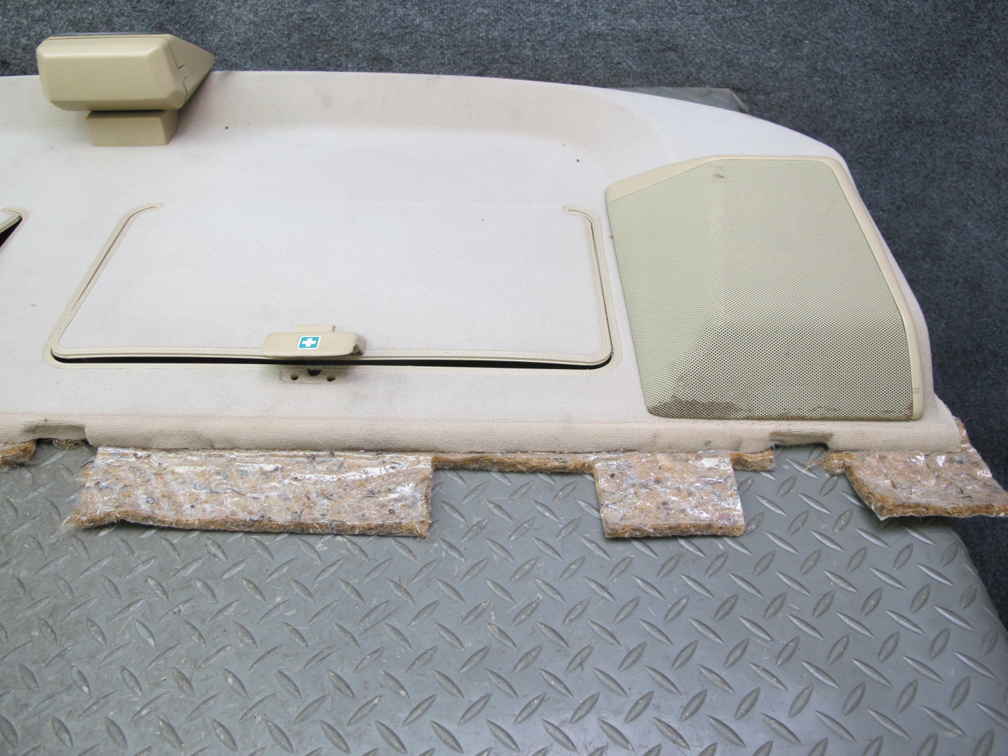 86-91 Mercedes W126 Rear Parcel Shelf Compartment Storage Panel w Brake Light