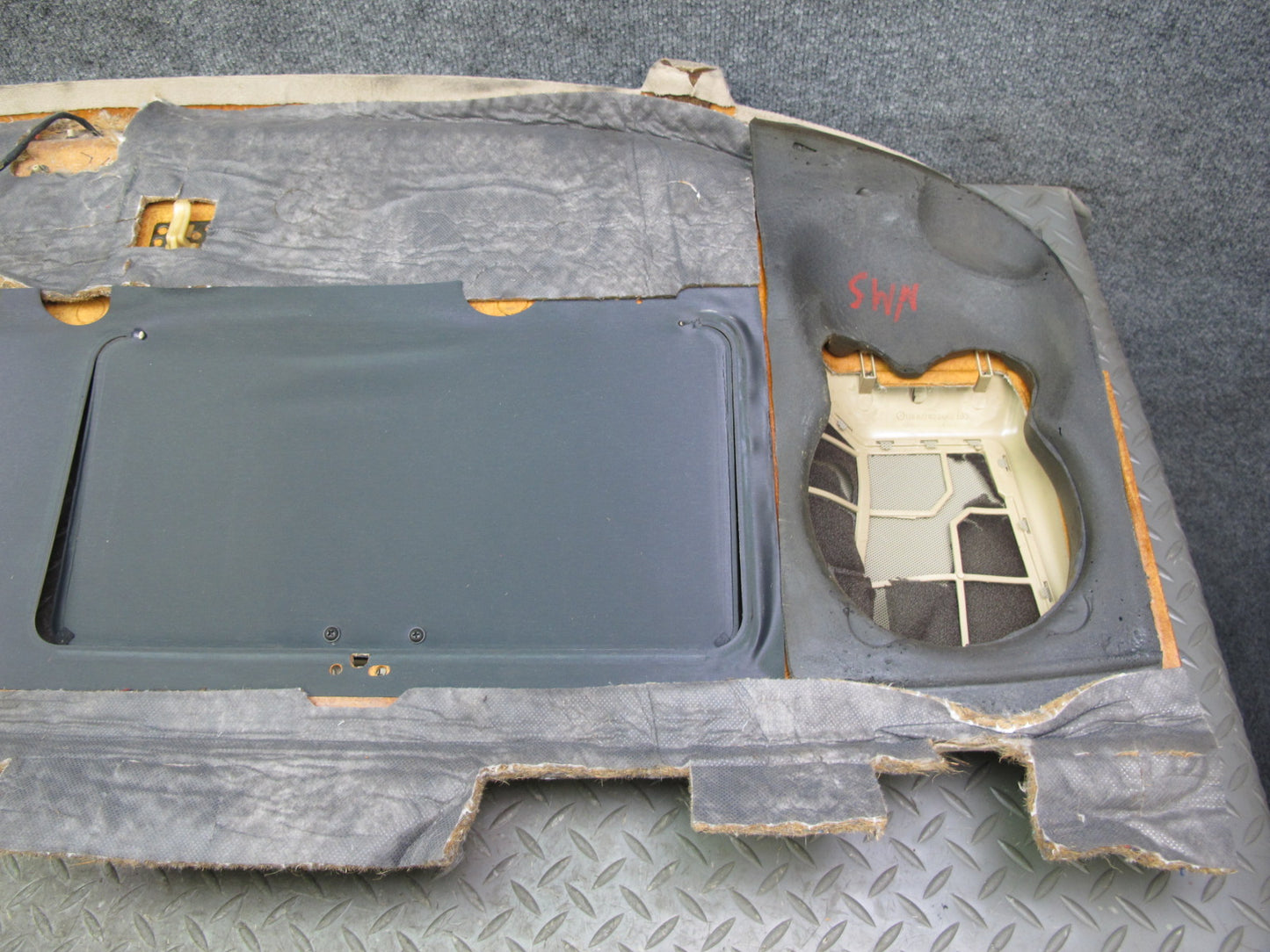 86-91 Mercedes W126 Rear Parcel Shelf Compartment Storage Panel w Brake Light