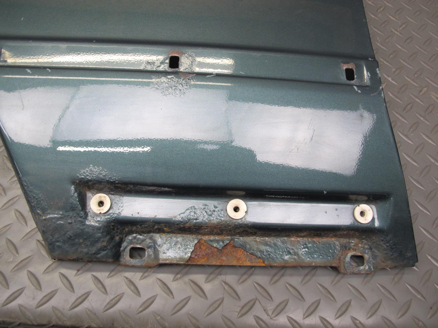86-91 Mercedes W126 Front Left Fender Shell Cover Panel OEM
