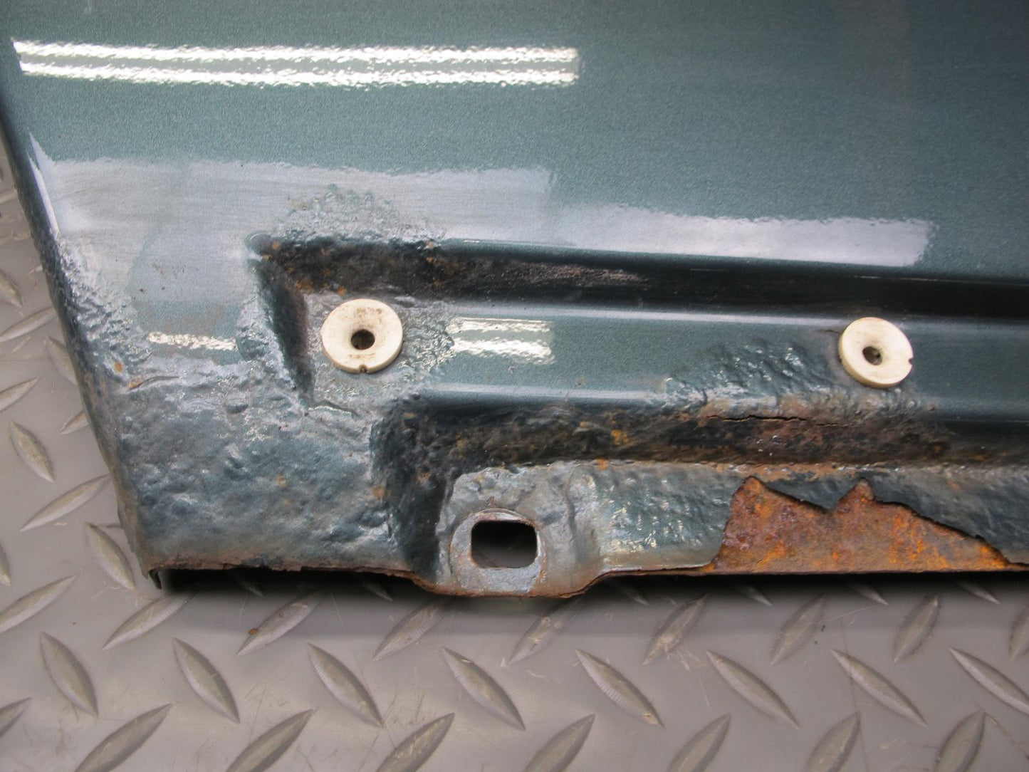 86-91 Mercedes W126 Front Left Fender Shell Cover Panel OEM