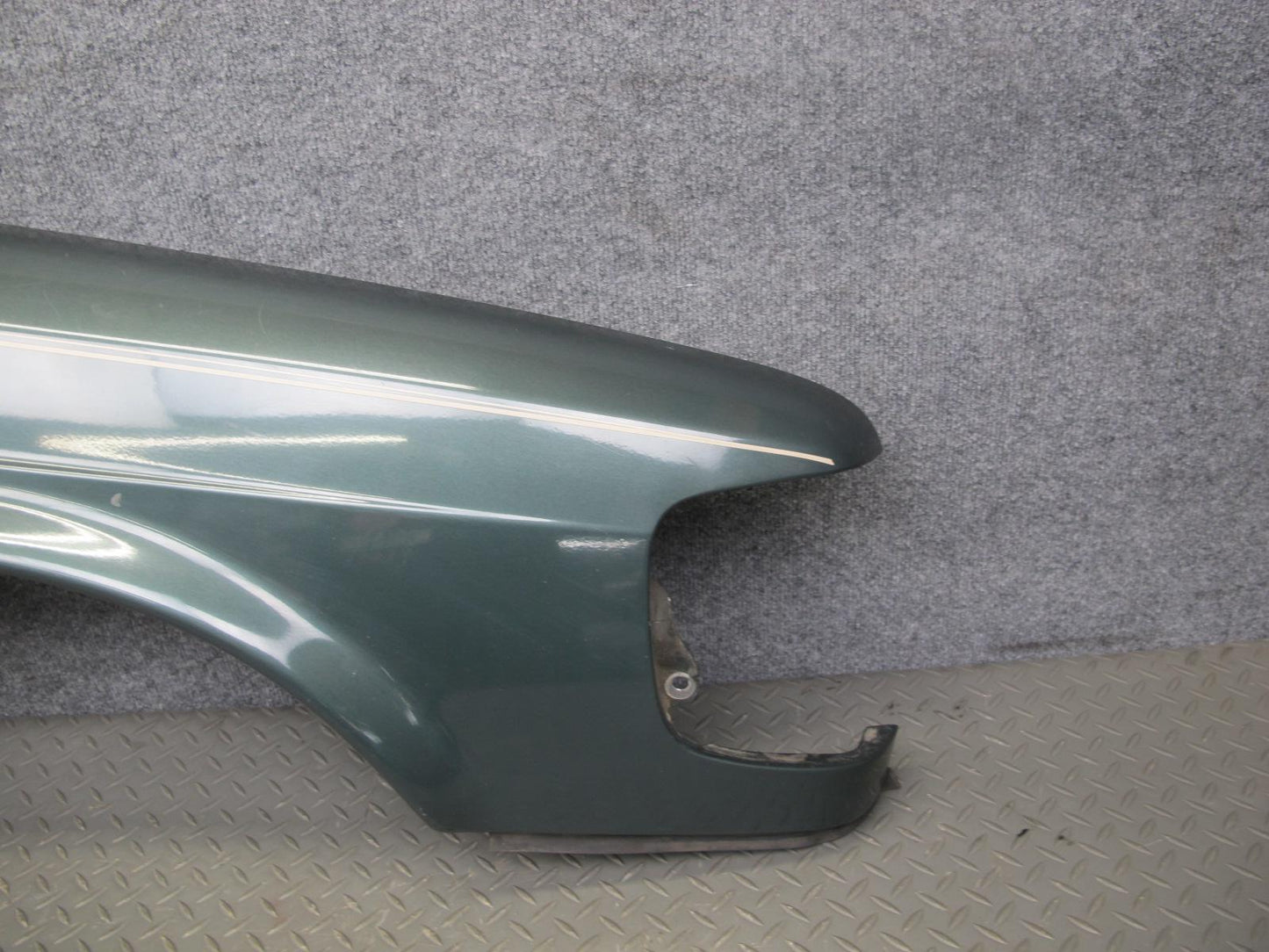 86-91 Mercedes W126 Front Right Fender Shell Cover Panel OEM