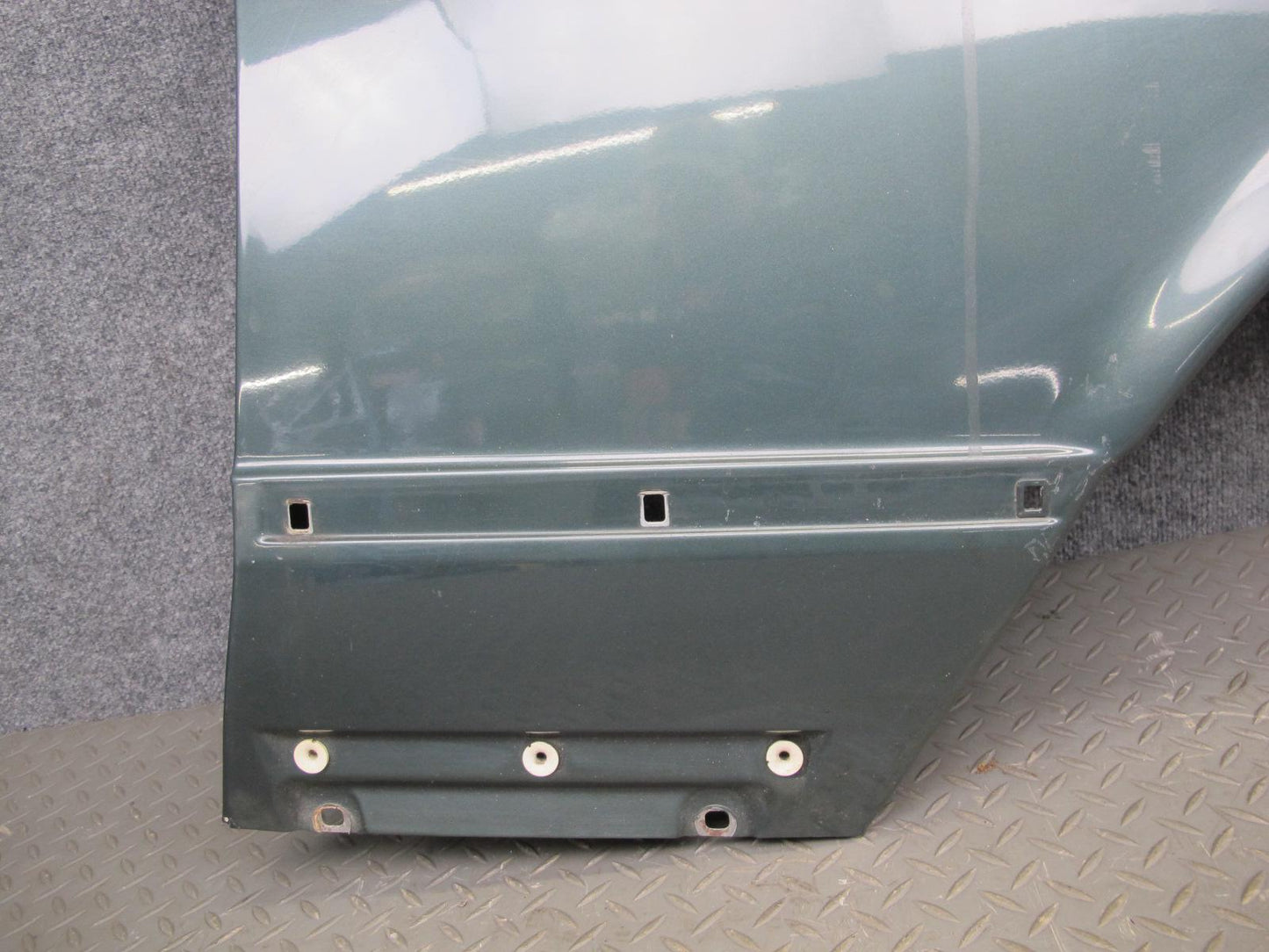 86-91 Mercedes W126 Front Right Fender Shell Cover Panel OEM