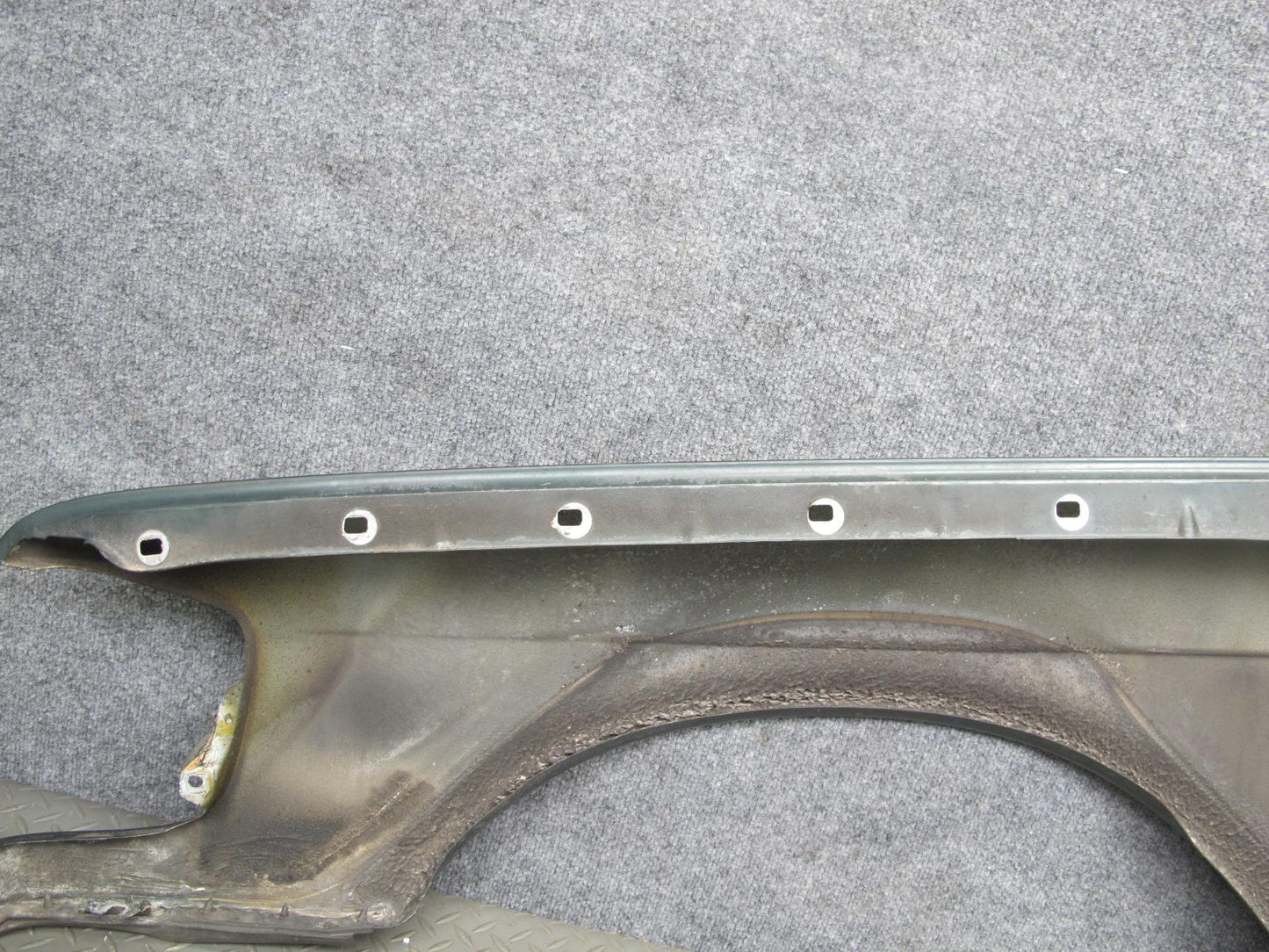 86-91 Mercedes W126 Front Right Fender Shell Cover Panel OEM