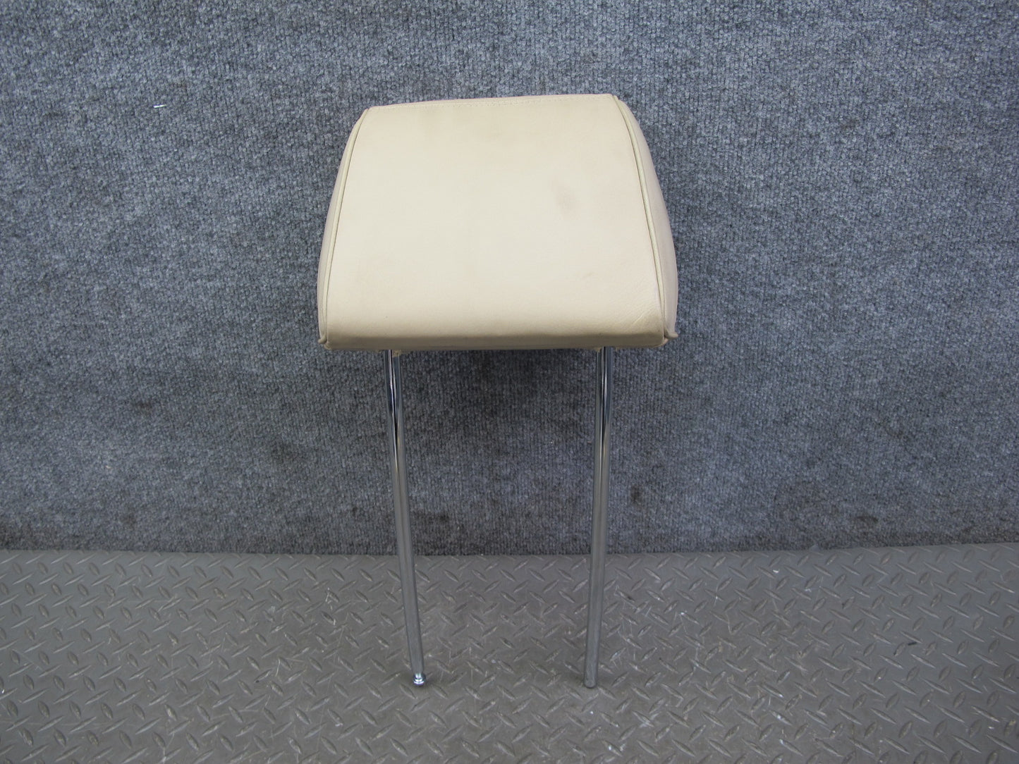 86-91 Mercedes W126 Front Left or Right Seat Leather Headrest OEM