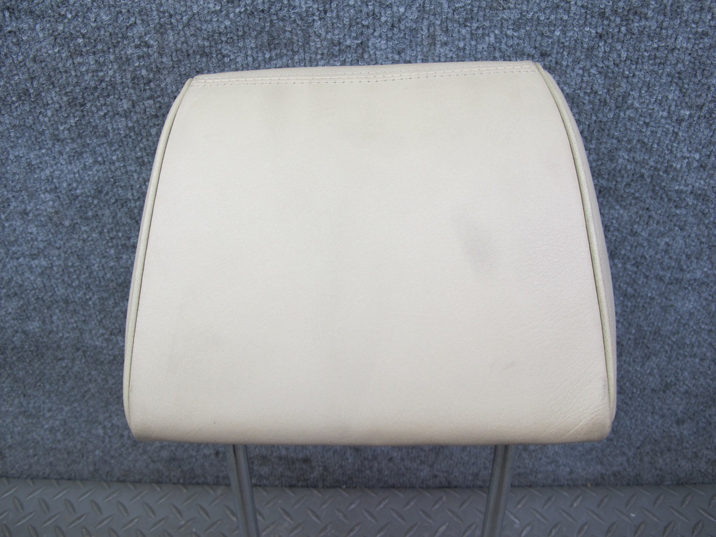 86-91 Mercedes W126 Front Left or Right Seat Leather Headrest OEM