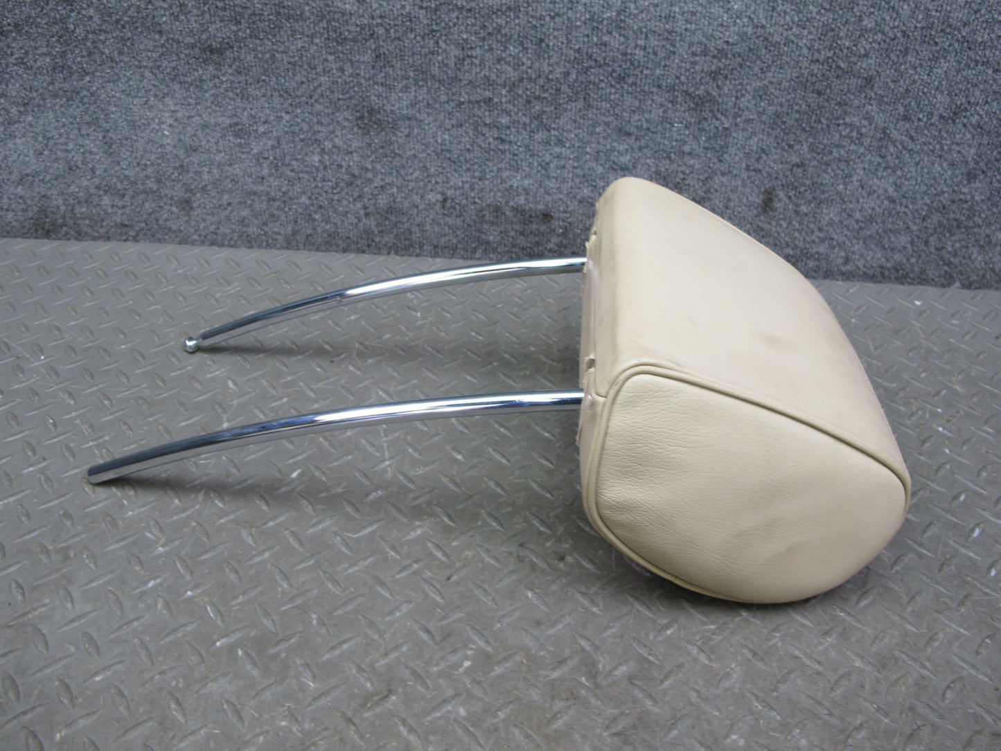 86-91 Mercedes W126 Front Left or Right Seat Leather Headrest OEM