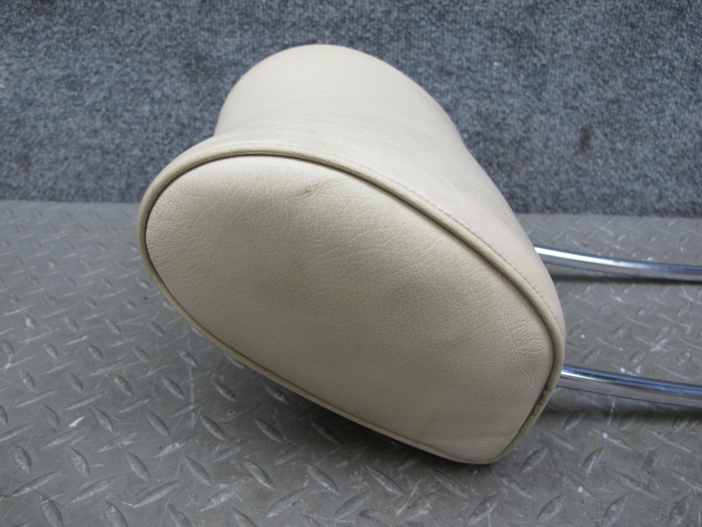 86-91 Mercedes W126 Front Left or Right Seat Leather Headrest OEM