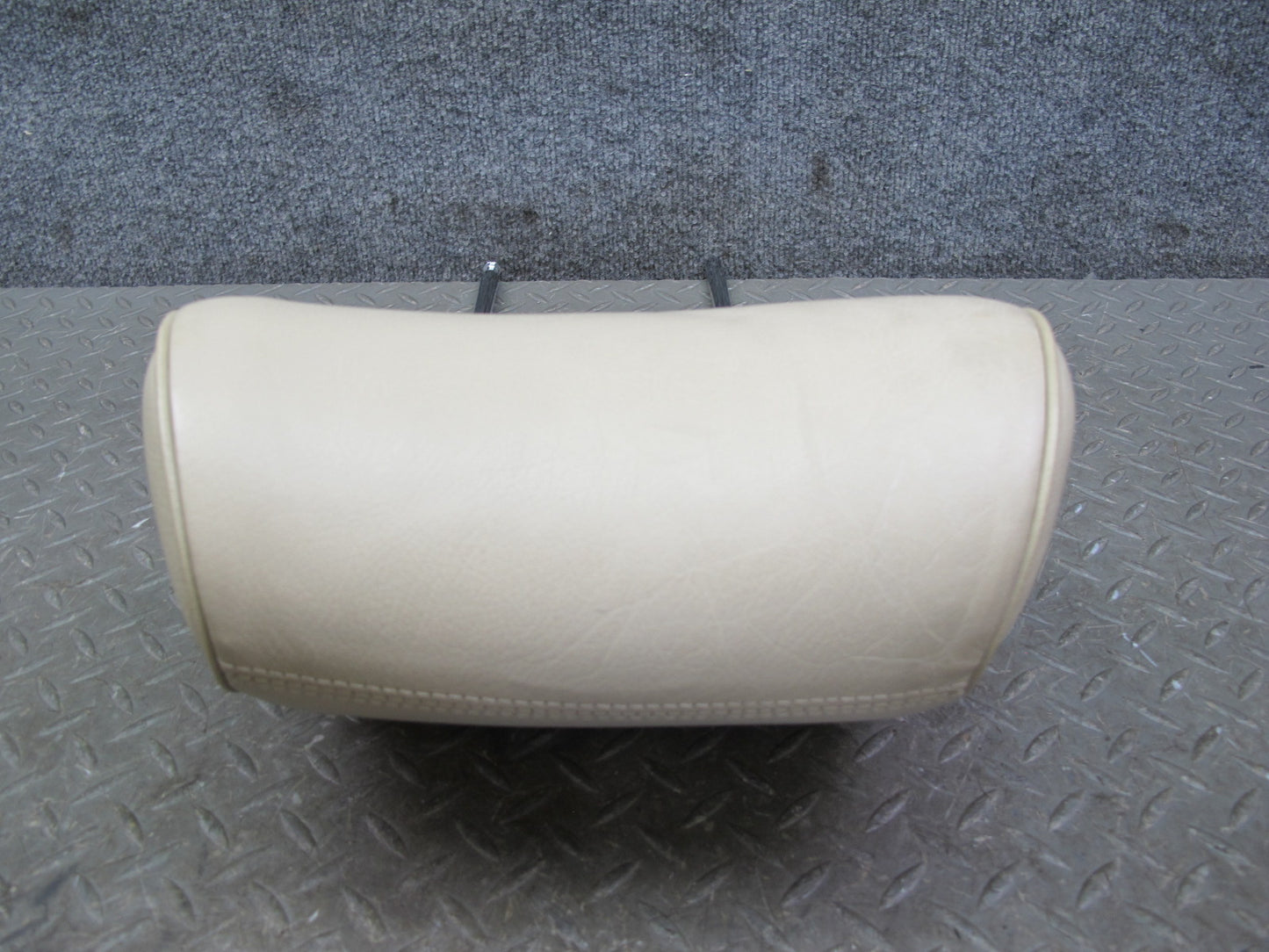 86-91 Mercedes W126 Front Left or Right Seat Leather Headrest OEM
