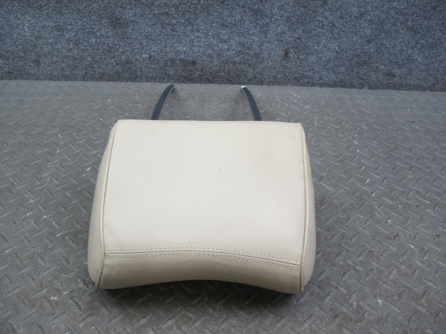 86-91 Mercedes W126 Front Left or Right Seat Leather Headrest OEM