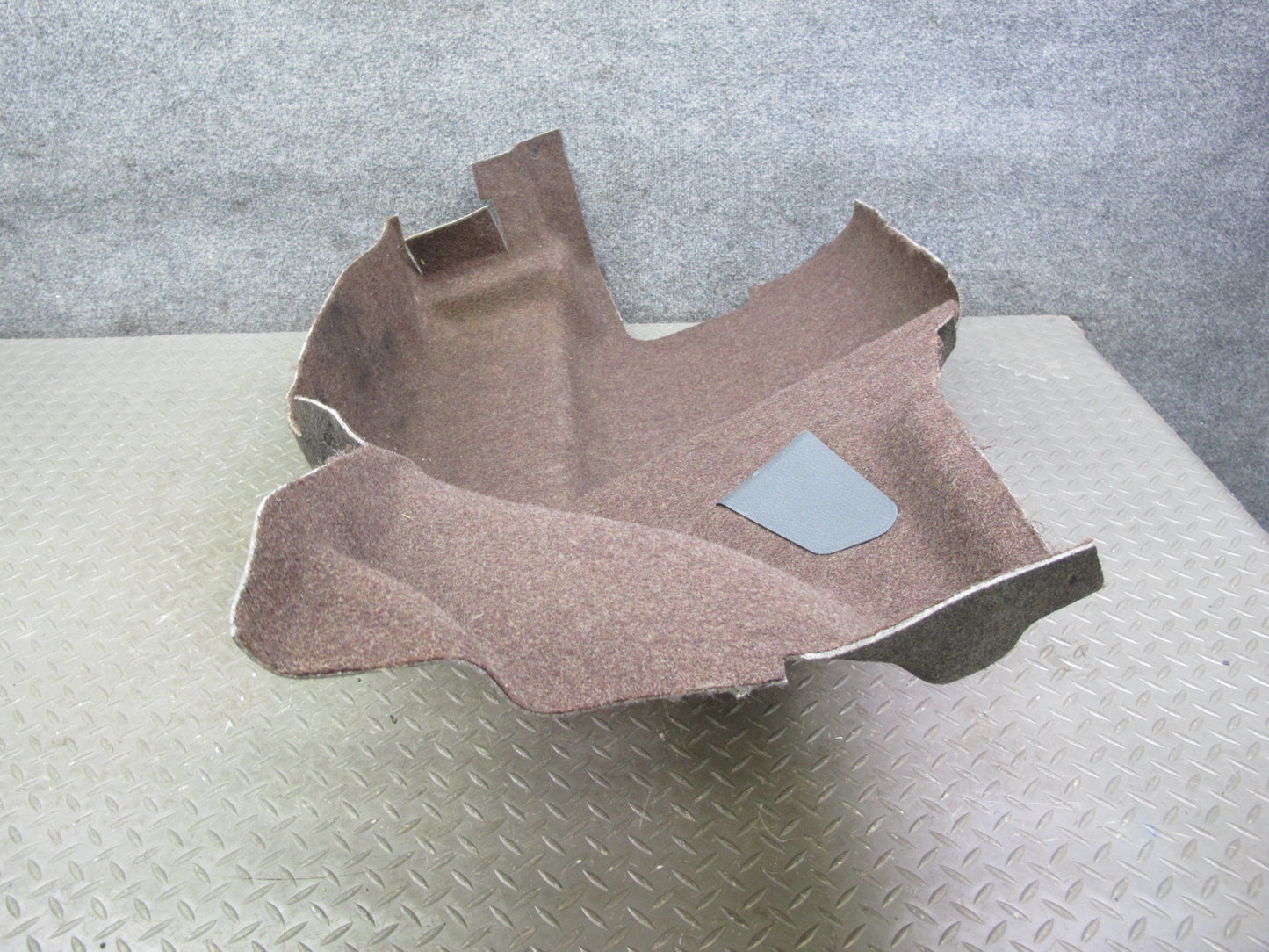 86-91 Mercedes W126 Rear Left Trunk Carpet Liner Trim Cover OEM