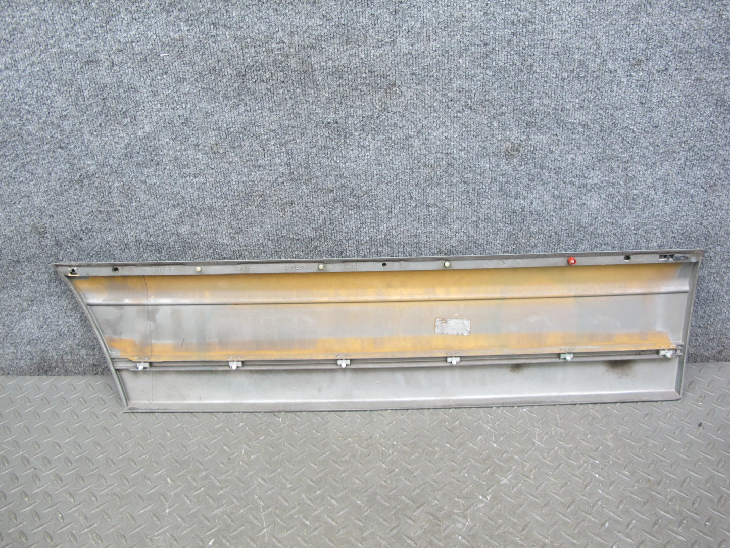 86-91 Mercedes W126 Front & Rear Fender Door Quarter Trim Molding Set OEM