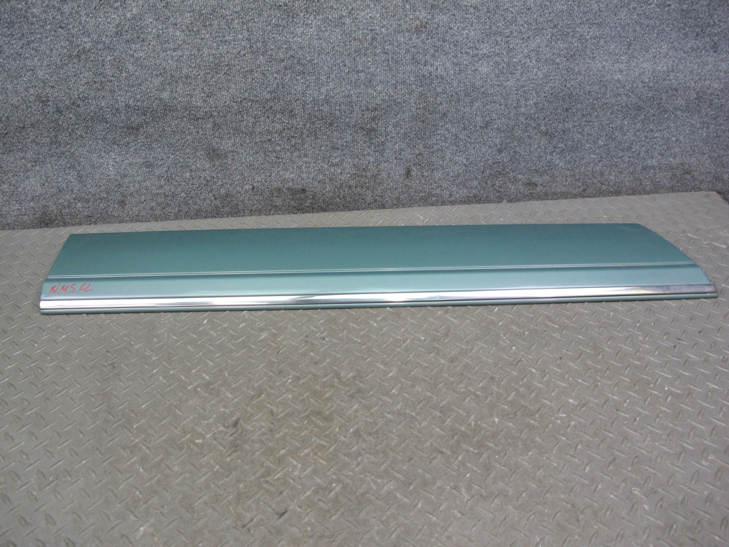 86-91 Mercedes W126 Front & Rear Fender Door Quarter Trim Molding Set OEM