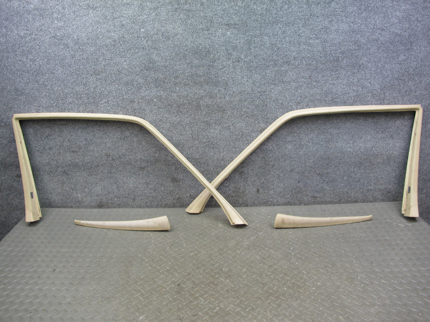 86-91 Mercedes W126 Front Left & Right Door Window Surround Trim Panel Set OEM